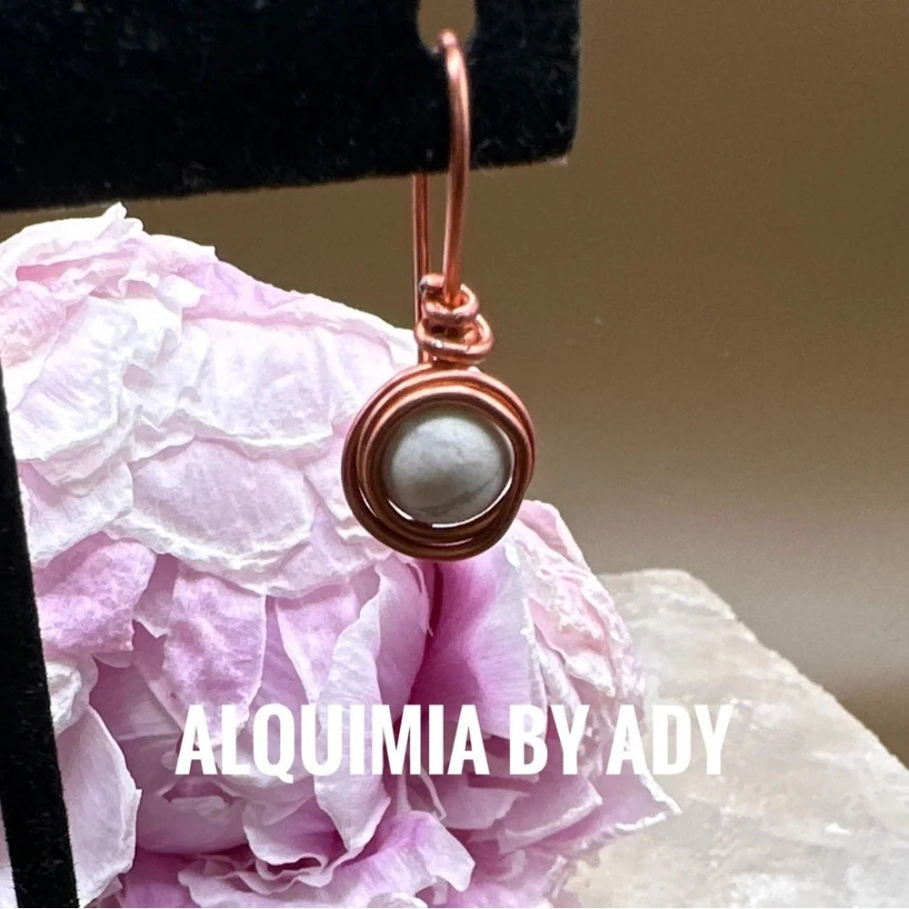 Dangle earrings Howlite wire wrap statement drops - Picture 5 of 9